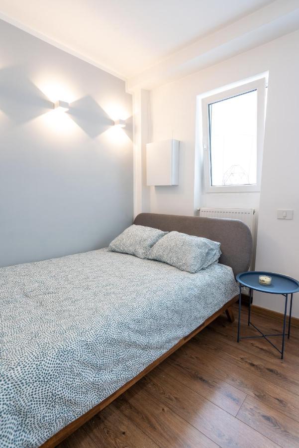 Cozy Design Apartament In Magheru ブカレスト エクステリア 写真
